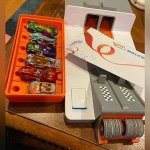 Osmo mindracer game with hot wheels cars